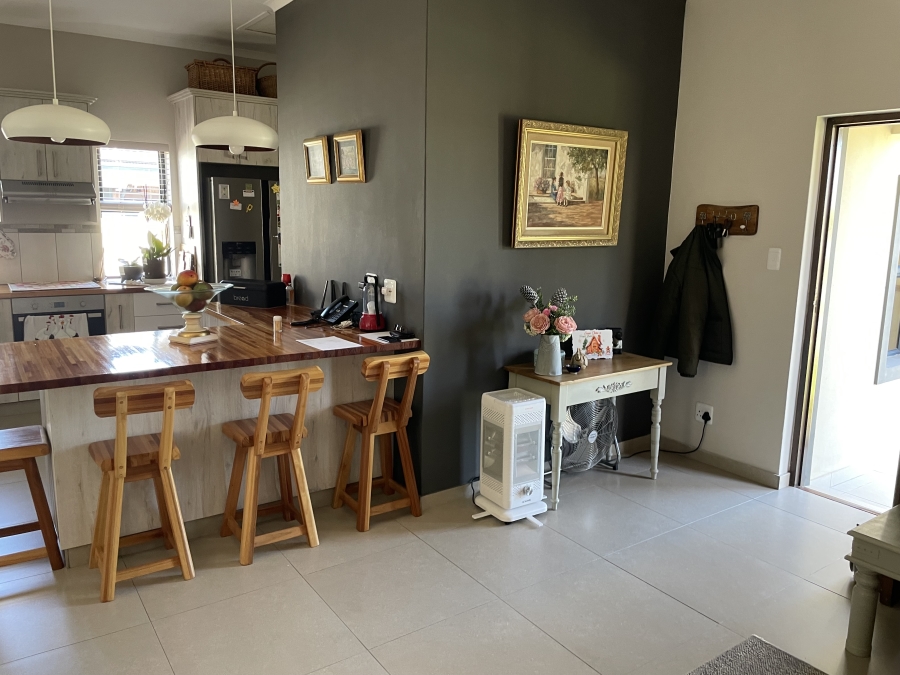 3 Bedroom Property for Sale in Blue Mountain Village Western Cape